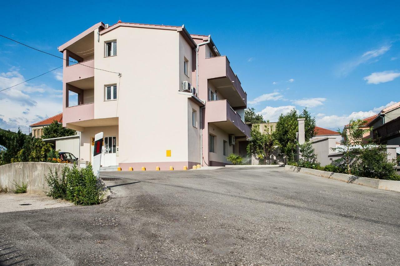 Solin Apartments Praetorium Exterior foto